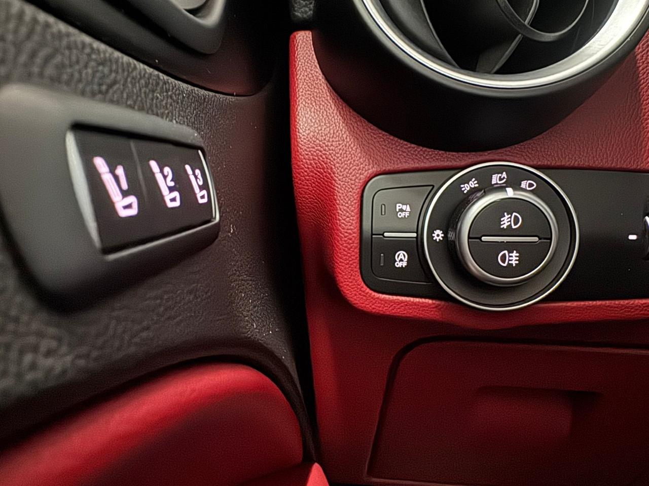 Alfa Romeo Stelvio 2.2 Turbodiesel 210 CV AT8 Q4 Super Red-Edition