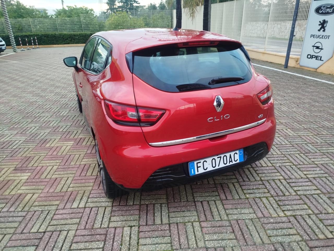 Renault Clio dCi 8V 75 CV Start&Stop 5 porte Energy Duel