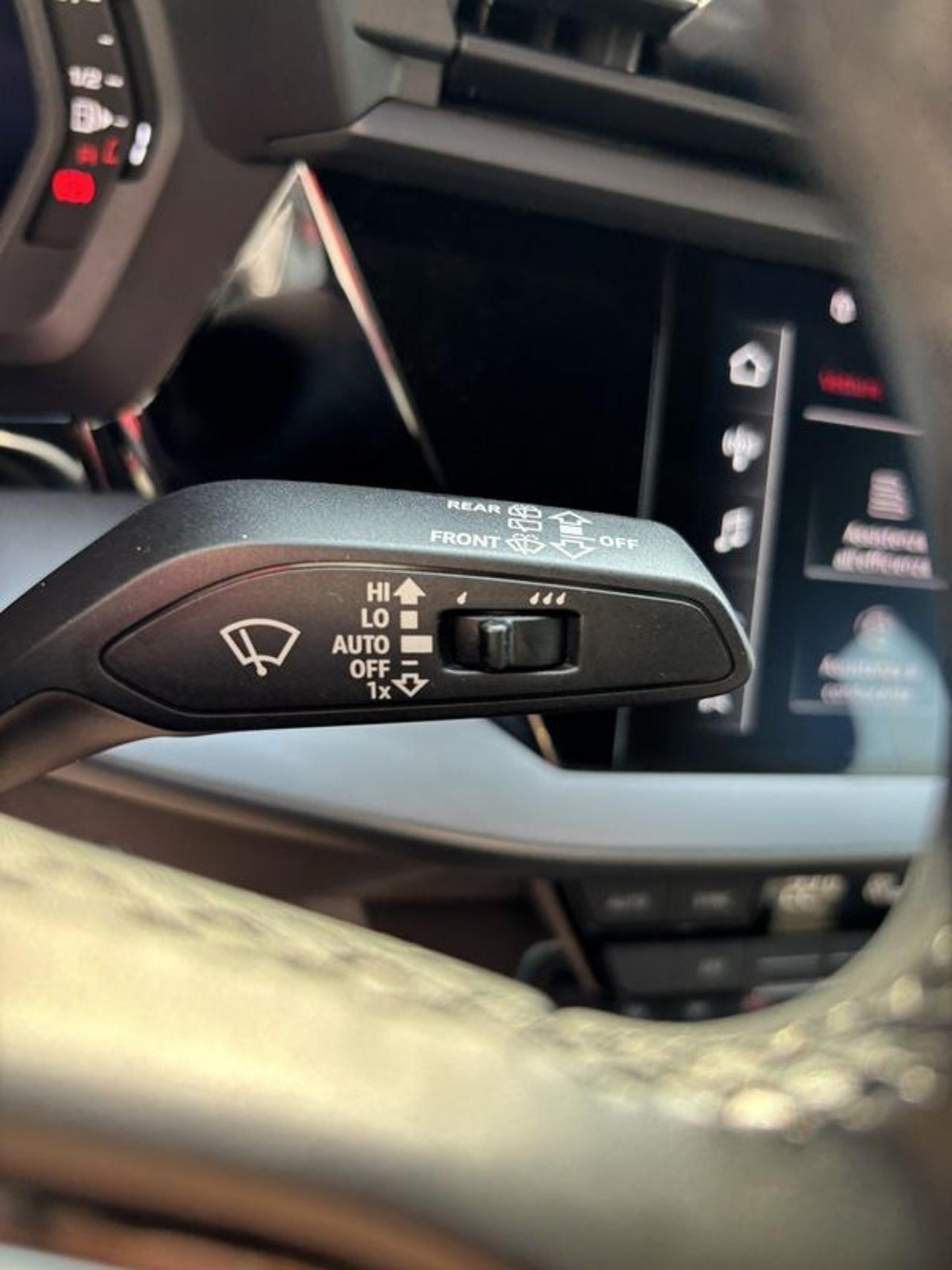 Audi A3 SPB 30 TDI Business NAVI-LED-PHONE APP