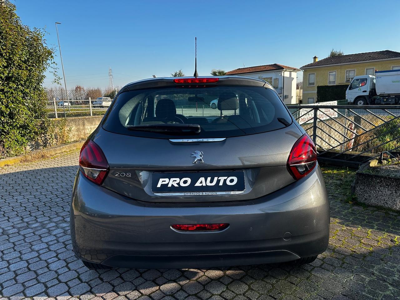 Peugeot 208 BlueHDi 100 S&S 5 porte GT Line