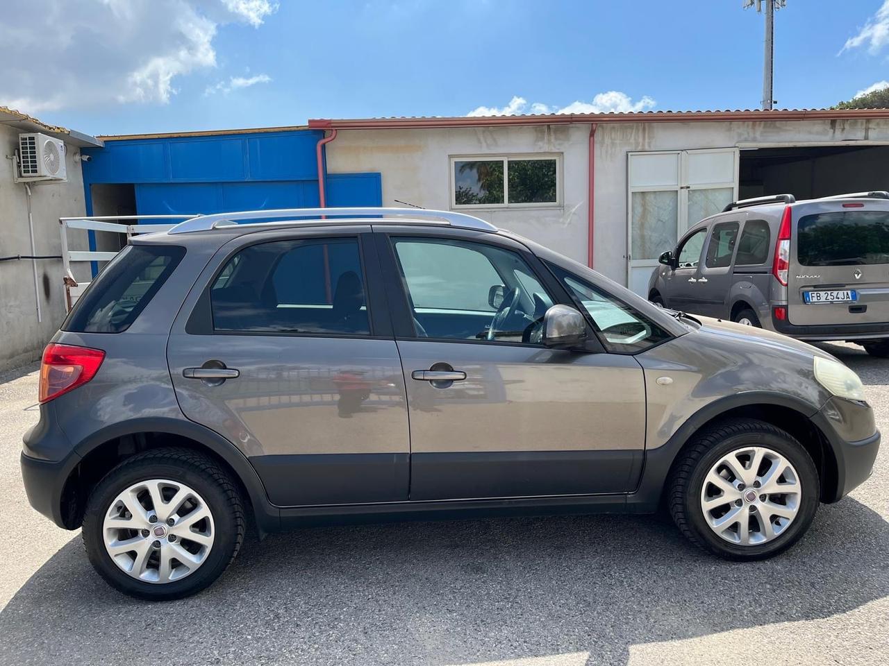 Fiat sedici 2.0 mjt-4x4- full -2011