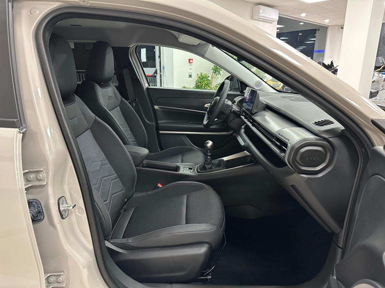 Jeep Avenger 1.2 Turbo 100 CV Summit km0 - 2025