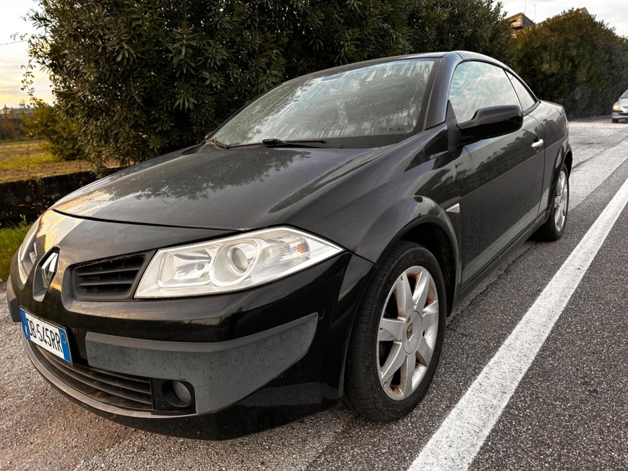 Renault Megane Mégane C-C 1.9 dCi/130CV Confort Authentique