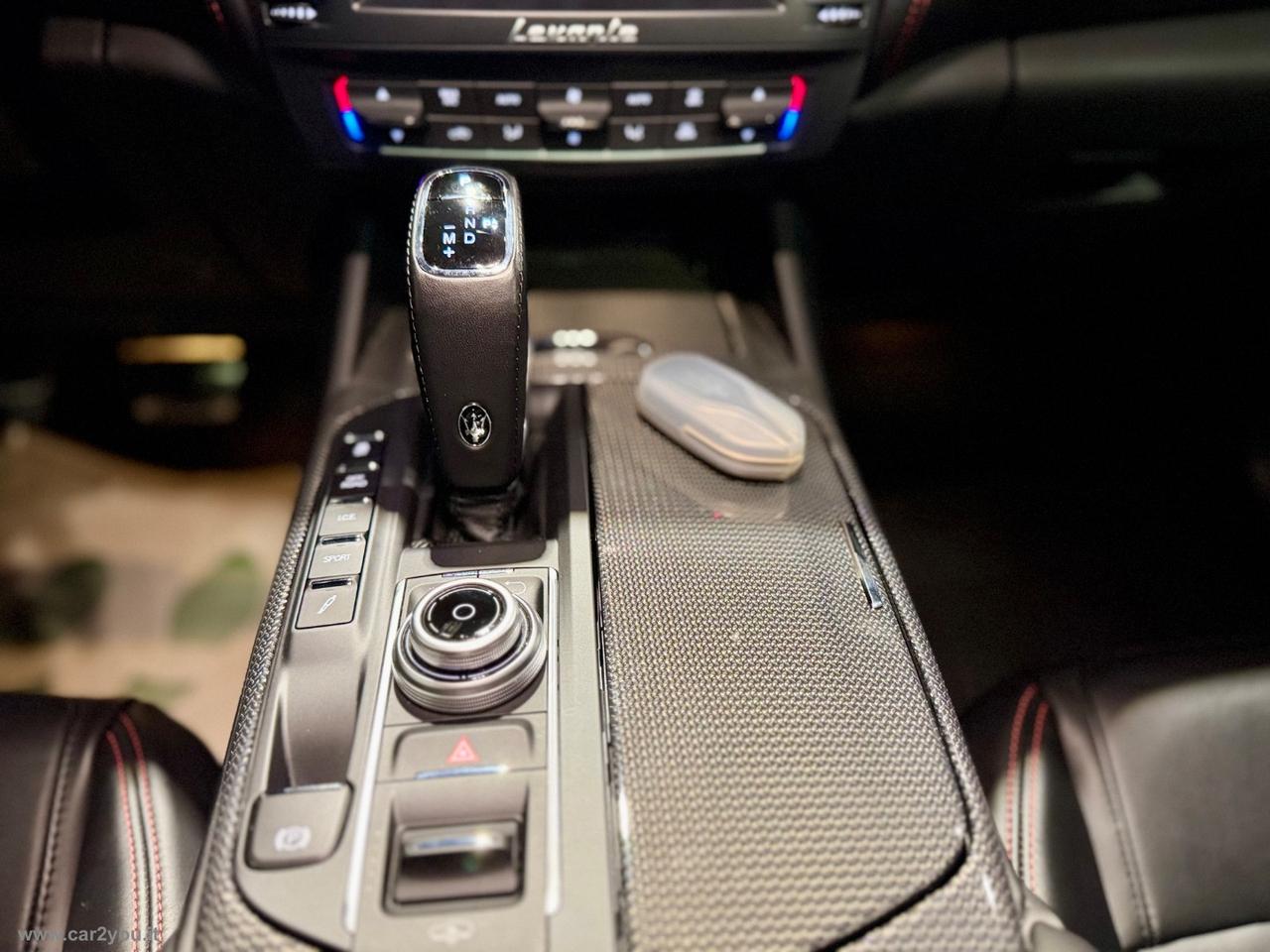 MASERATI Levante 3.0 V6 AWD Q4 Gransport 350CV