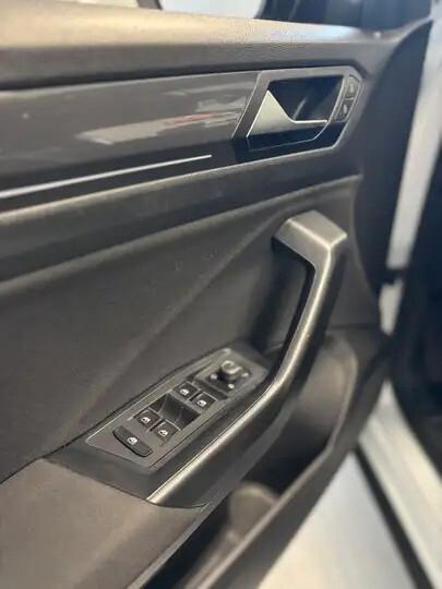 Volkswagen T-Roc 1.6 tdi Advanced~Unipro~Promo~Finanziamento