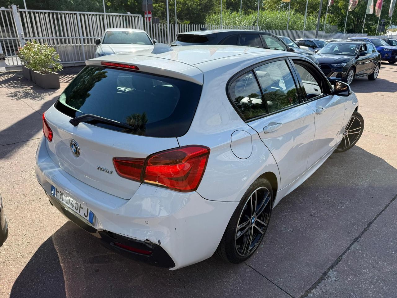 Bmw 116 116d 5p. M SPORT