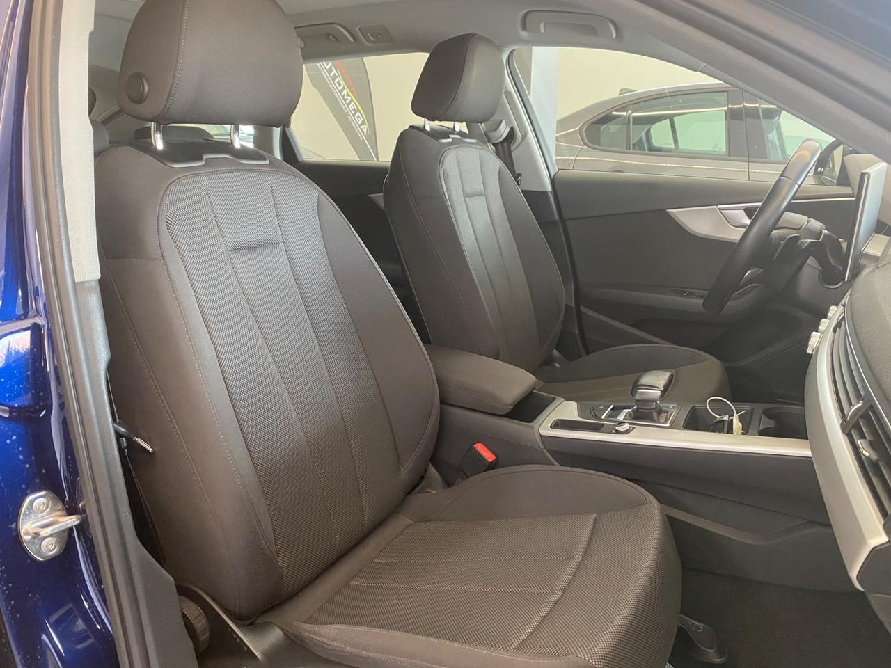 Audi A4 Avant 40 2.0 tdi 204cv S-tronic