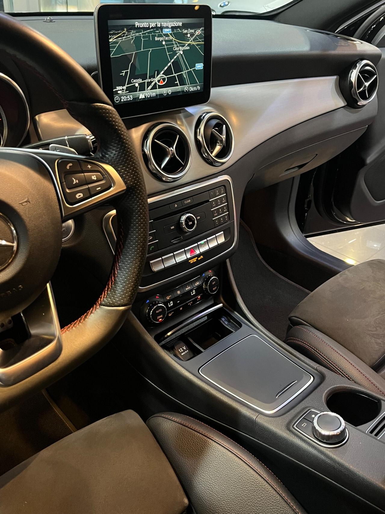 Mercedes-benz GLA 200 GLA-X156 PREMIUM 72.000 KM!!!