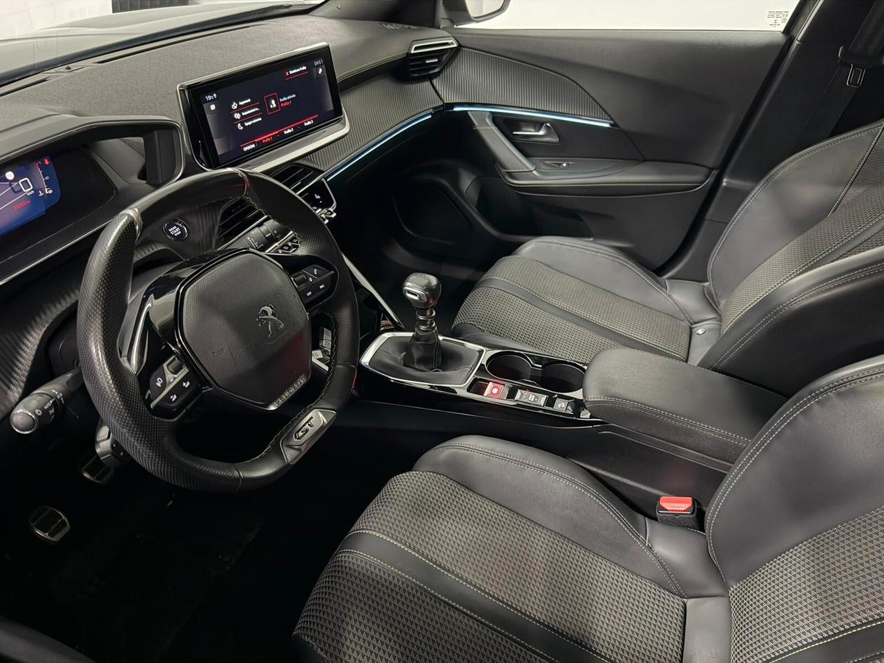 Peugeot 2008 BlueHDi 110 S&S GT