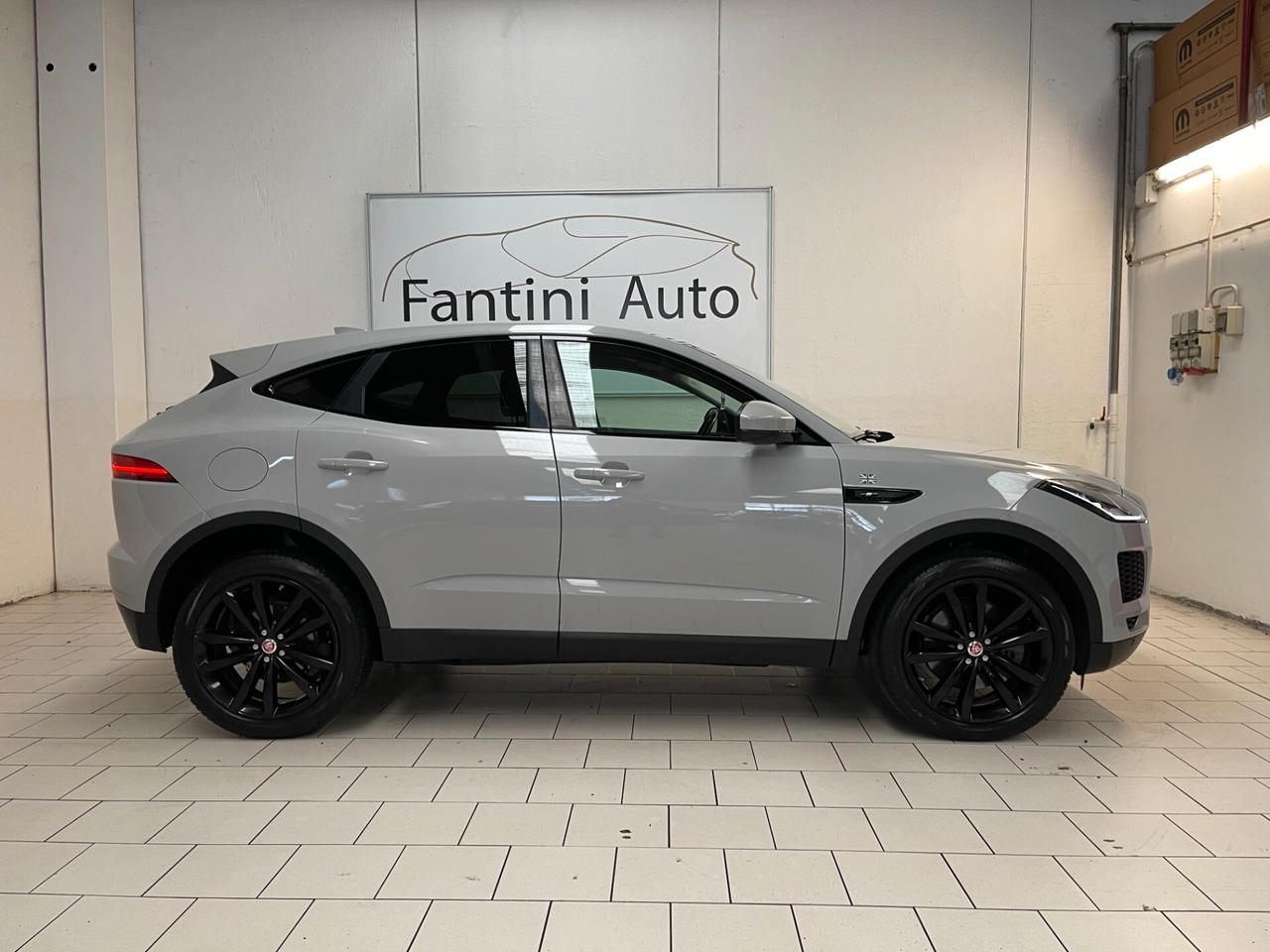 Jaguar E-Pace Dynamic 2.0 i4 awd 200cv auto-LEGGI SOTTO