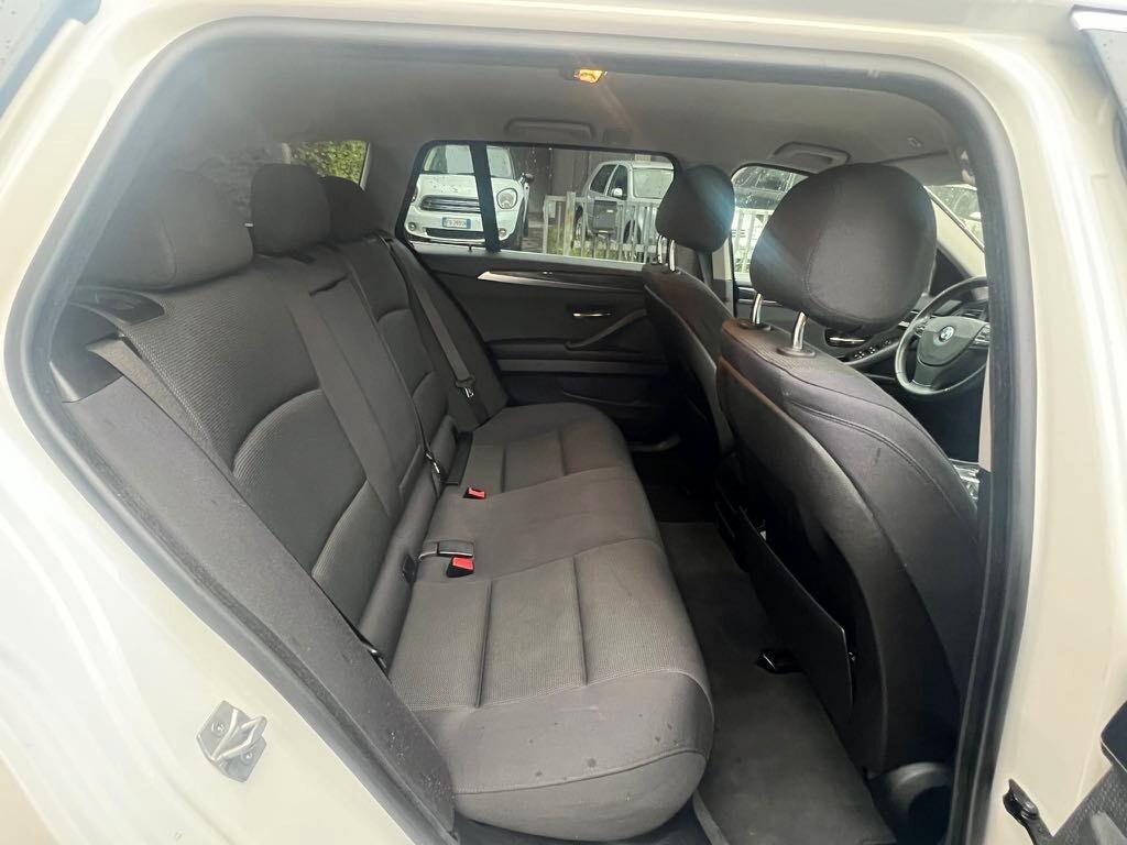 BMW 535d 4x4 aut-313cv-RESTYLING-Tag.Cert-Euro6-2016