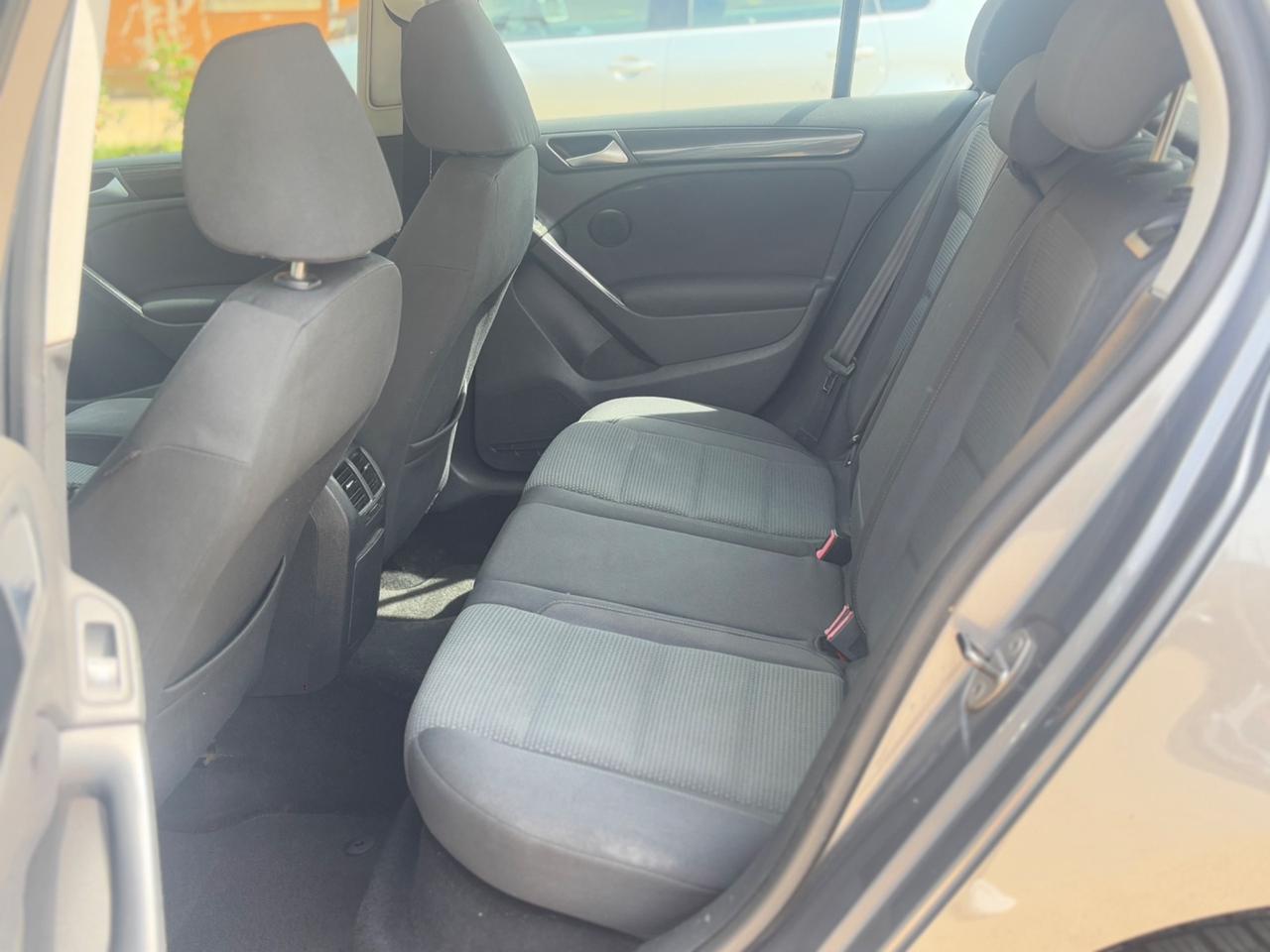 Volkswagen Golf 1.6 benzina/gpl 5p.