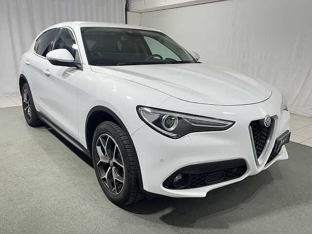 Alfa Romeo Stelvio 2.2 Turbodiesel 190 CV AT8 Q4 Executive