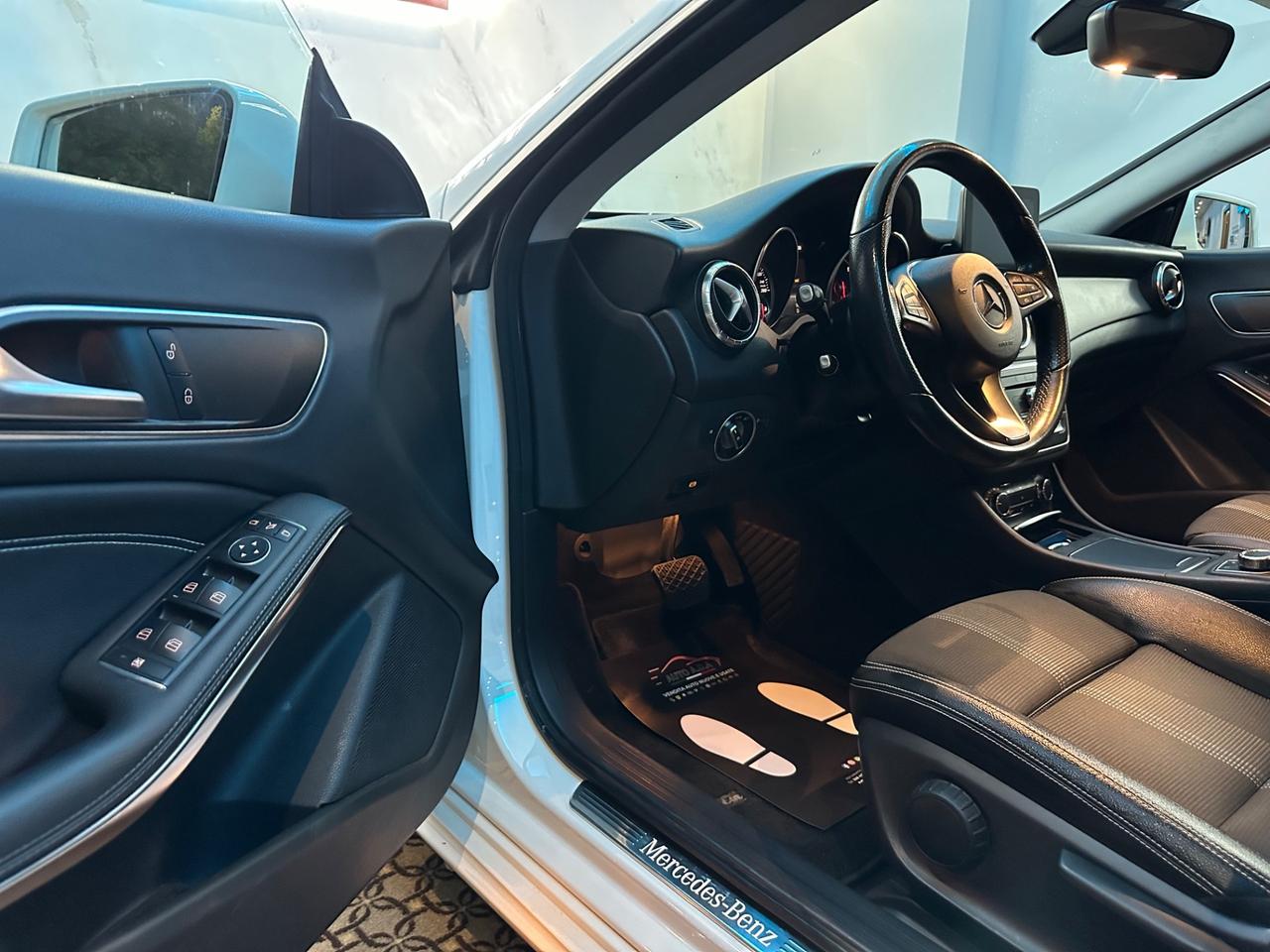 Mercedes-benz CLA 200 d S.W. Automatic Premium