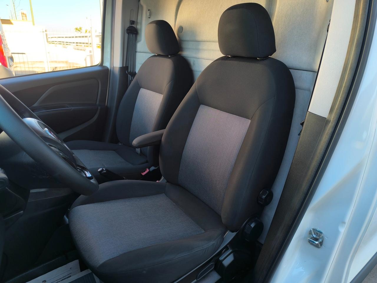 FIAT DOBLÒ LOUNGE 1.6 MAXI 07/2019 1 PROPRIETARIO