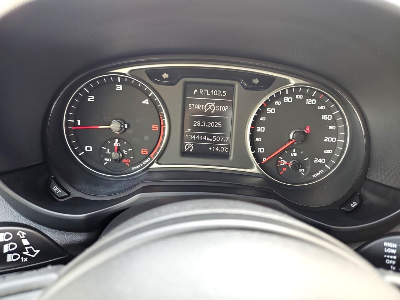 Audi A1 SPB 1.6 TDI 105 CV Ambition TETTO PANORAMICO 5 PORTE