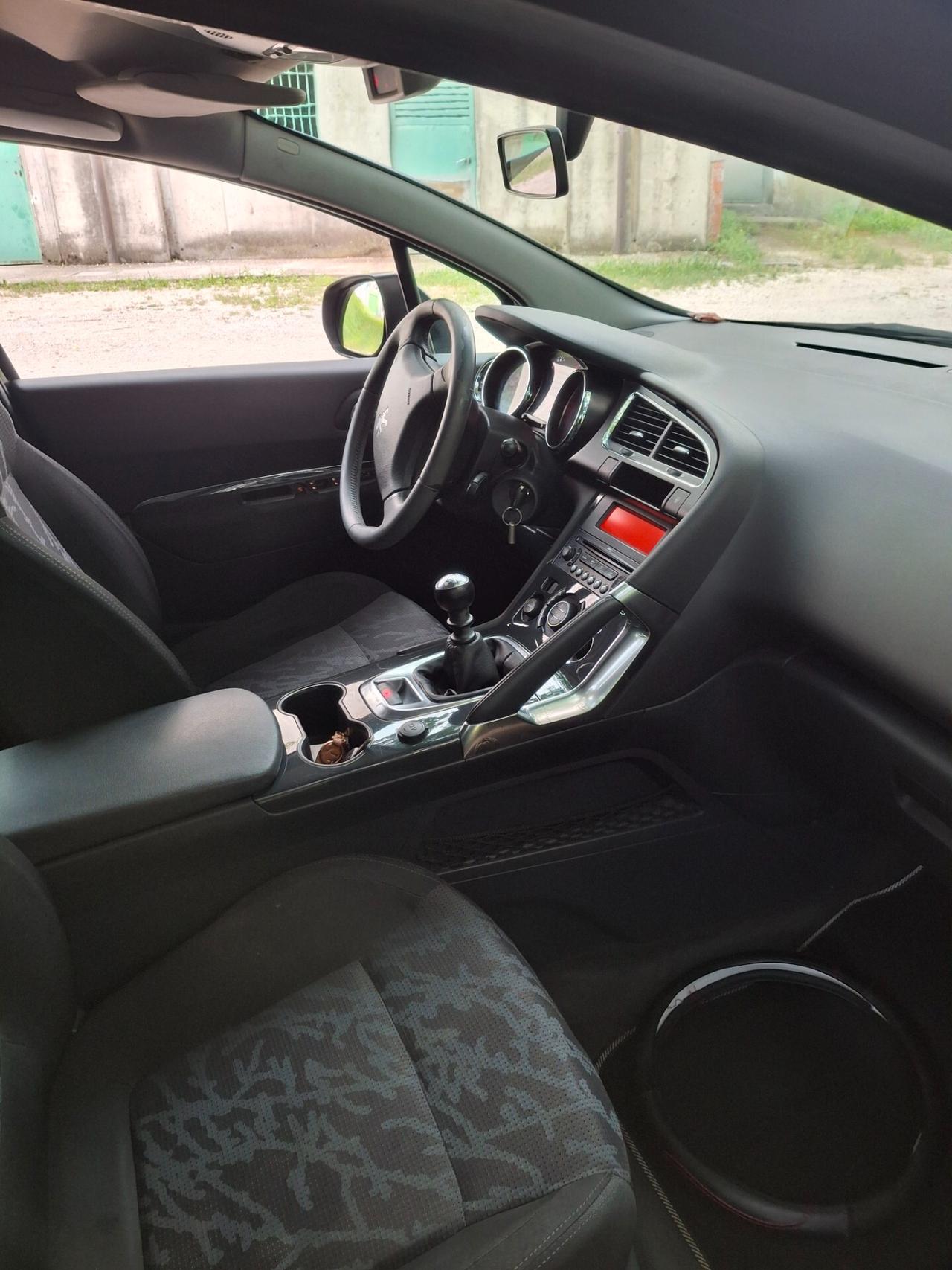 Peugeot 3008 1.6 HDi 110CV Tecno