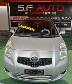 Toyota Yaris 1.0 5 porte Sol