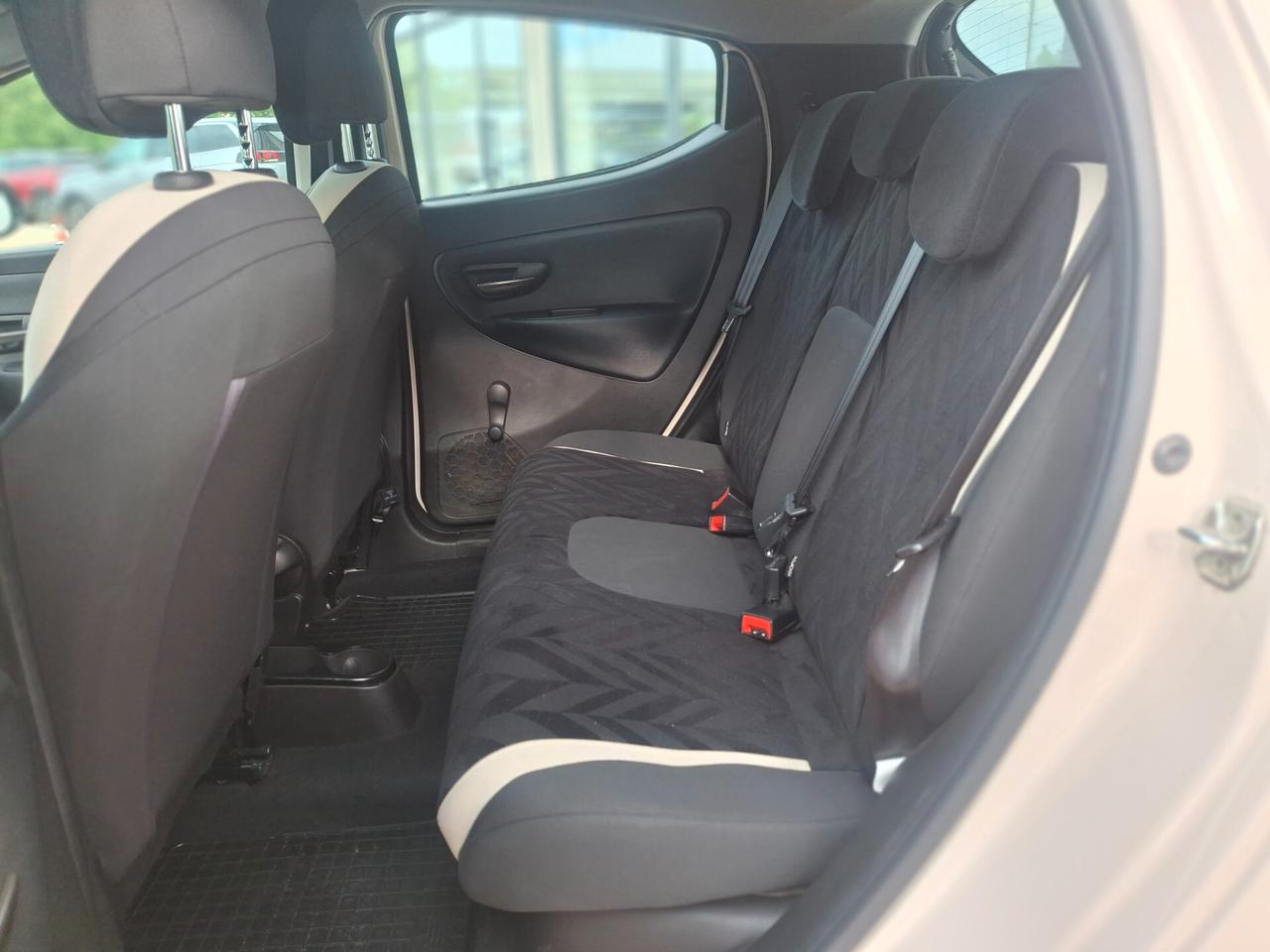 Lancia Ypsilon 1.2 GPL