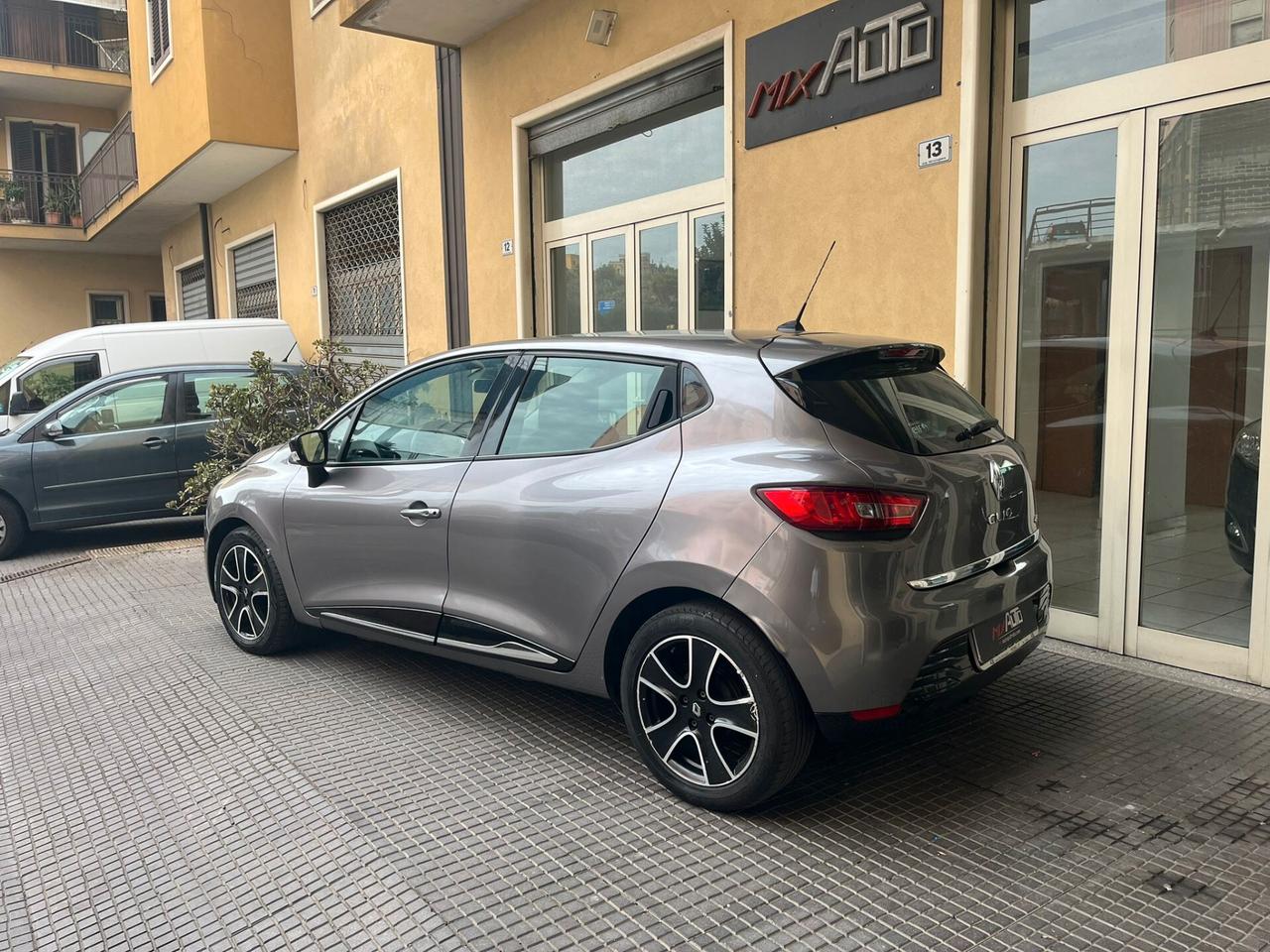 Renault Clio 1.5 dCi 8V 75CV Wave