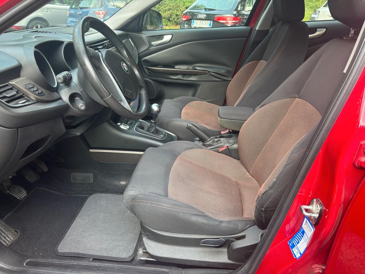 Alfa Romeo Giulietta 1.6 105 CV Exclusive NEOPATENTATI