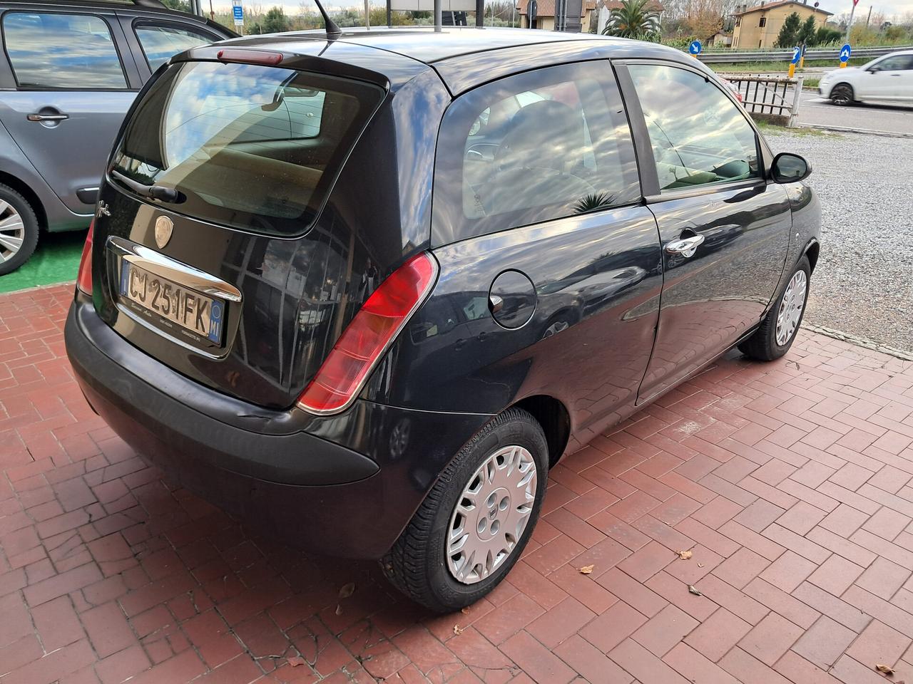 Lancia Ypsilon 1.2 Argento