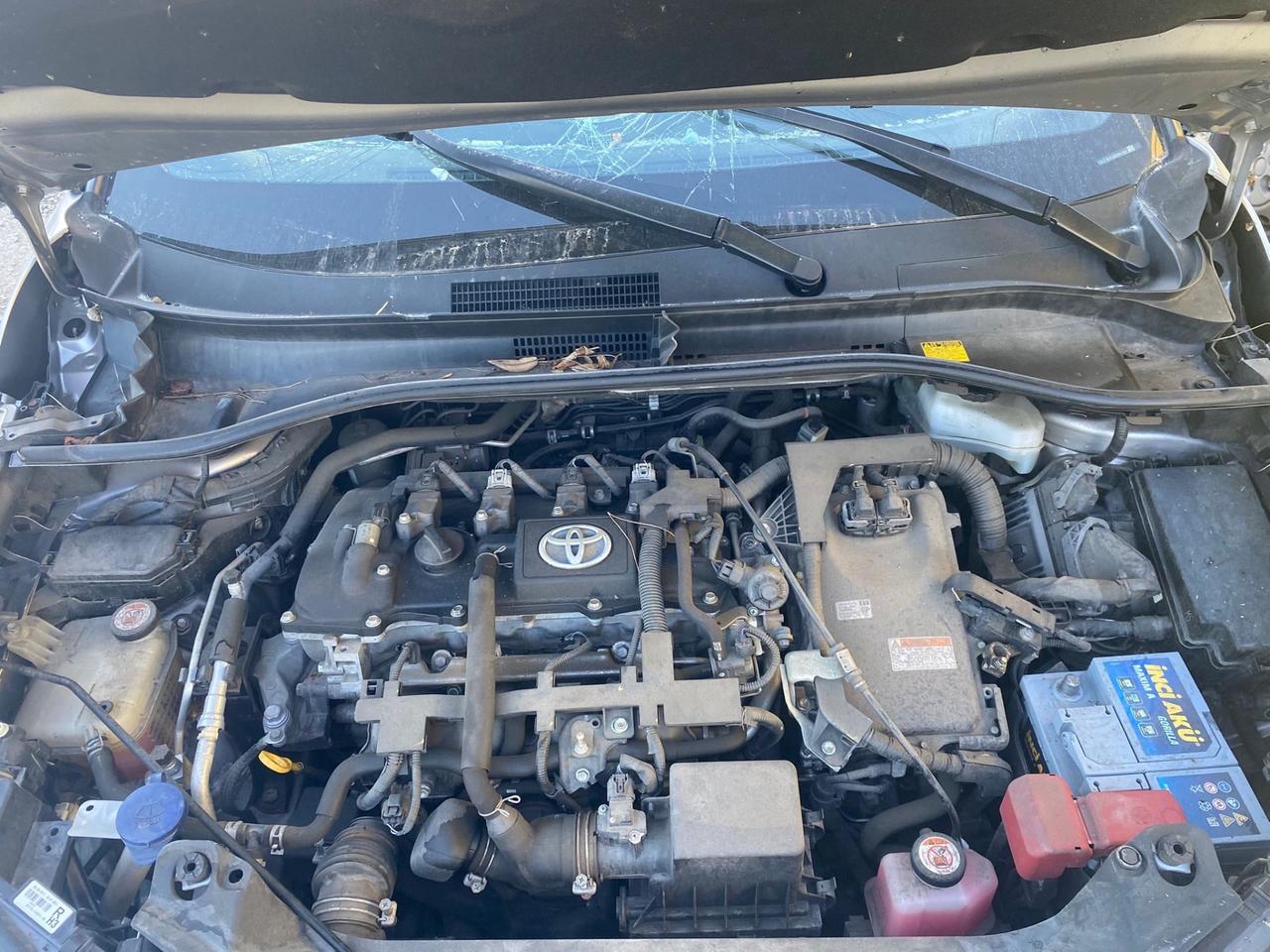 Toyota C-HR 1.8 Hybrid E-CVT Active INCIDENTATA