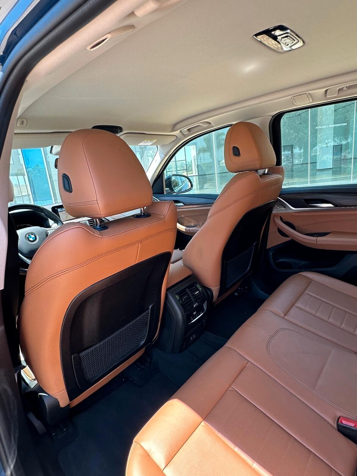 BMW X3 xdrive20d Luxury T-Stock prezzo imperdibile