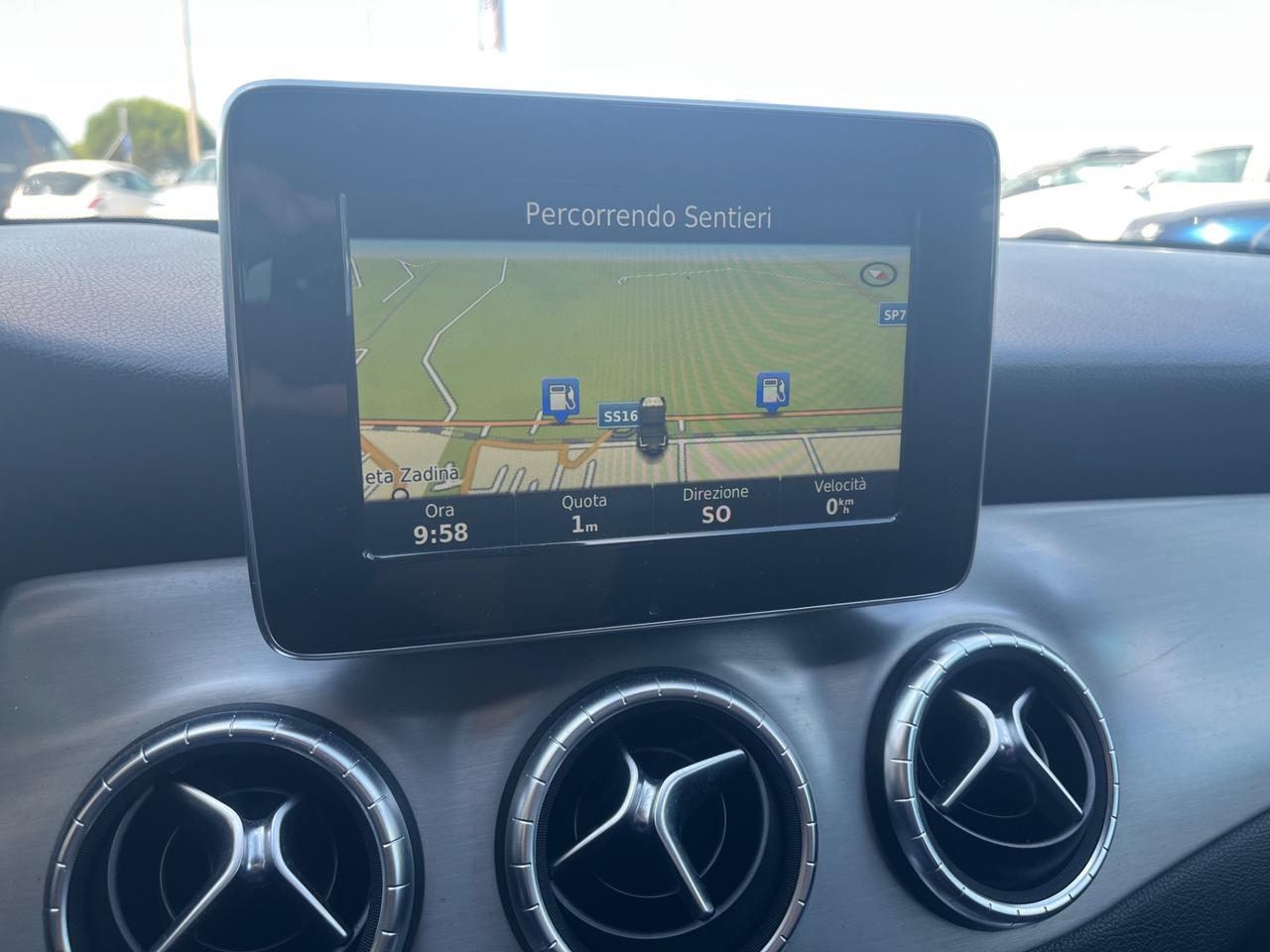 Mercedes-benz CLA 200 d 4Matic Automatic Premium Dark Night