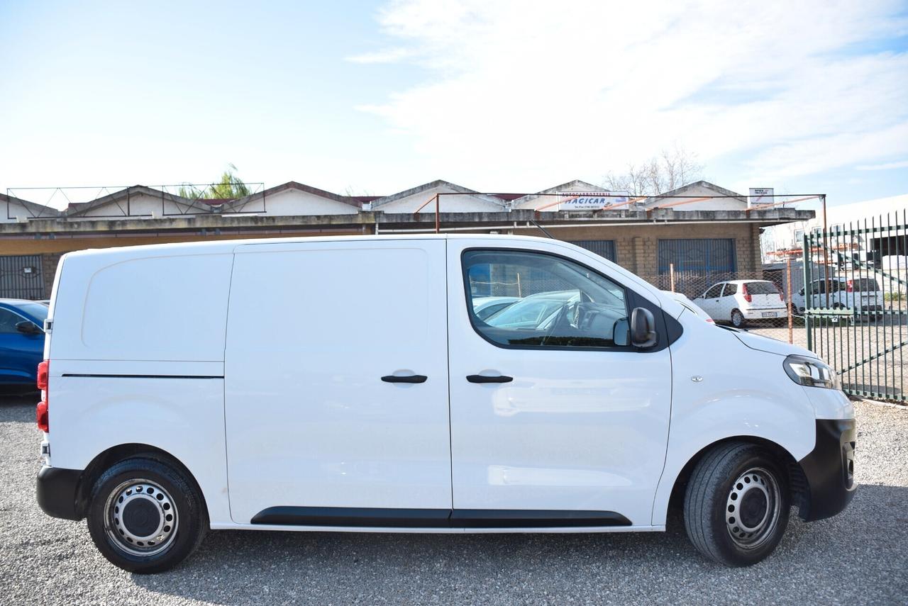 Fiat SCUDO 3POSTI IVA DETR. 1.5HDI 120CV 6M DOPPIA PORTA LATERALE CRUISE SENSORI BT