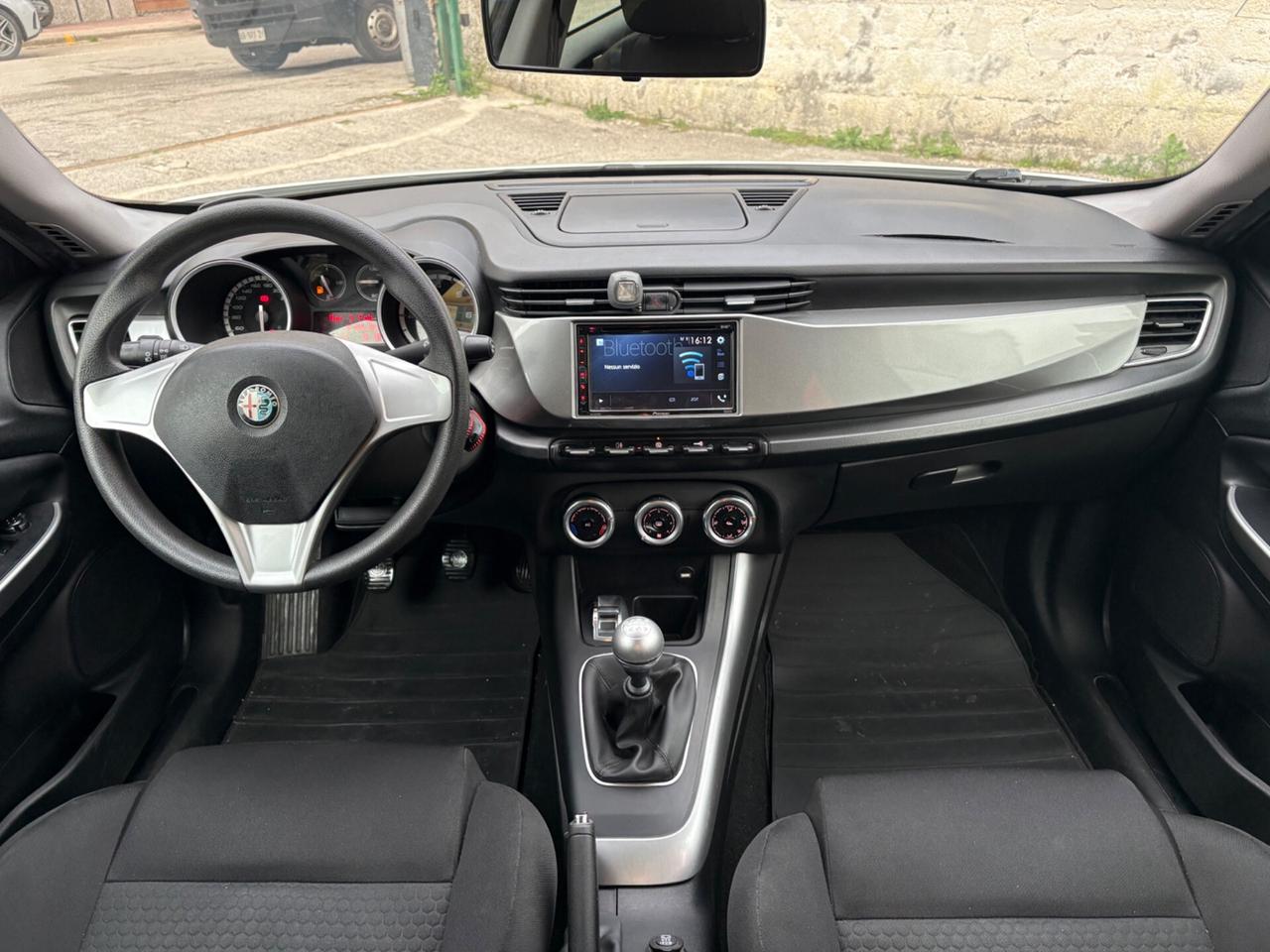 Alfa Romeo Giulietta 1.6 MJT 105cv magnifica