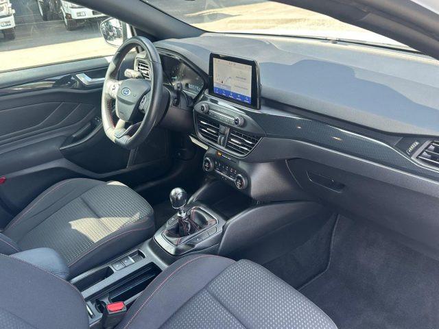 FORD Focus 1.0 EcoBoost 125 CV SW ST-Line