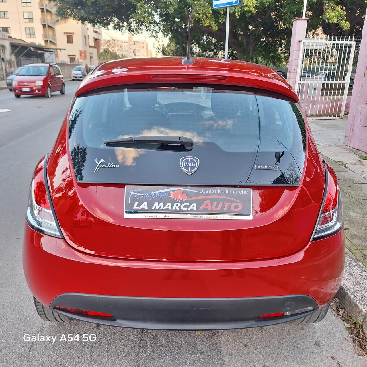 Lancia Ypsilon 1.0 FireFly 5 porte S&S Hybrid Silver