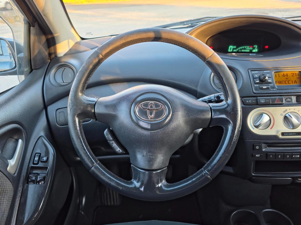 Toyota Yaris 1.0i 16V cat 5 CV-65 porte Blue 2004-E4 Manuale NEO