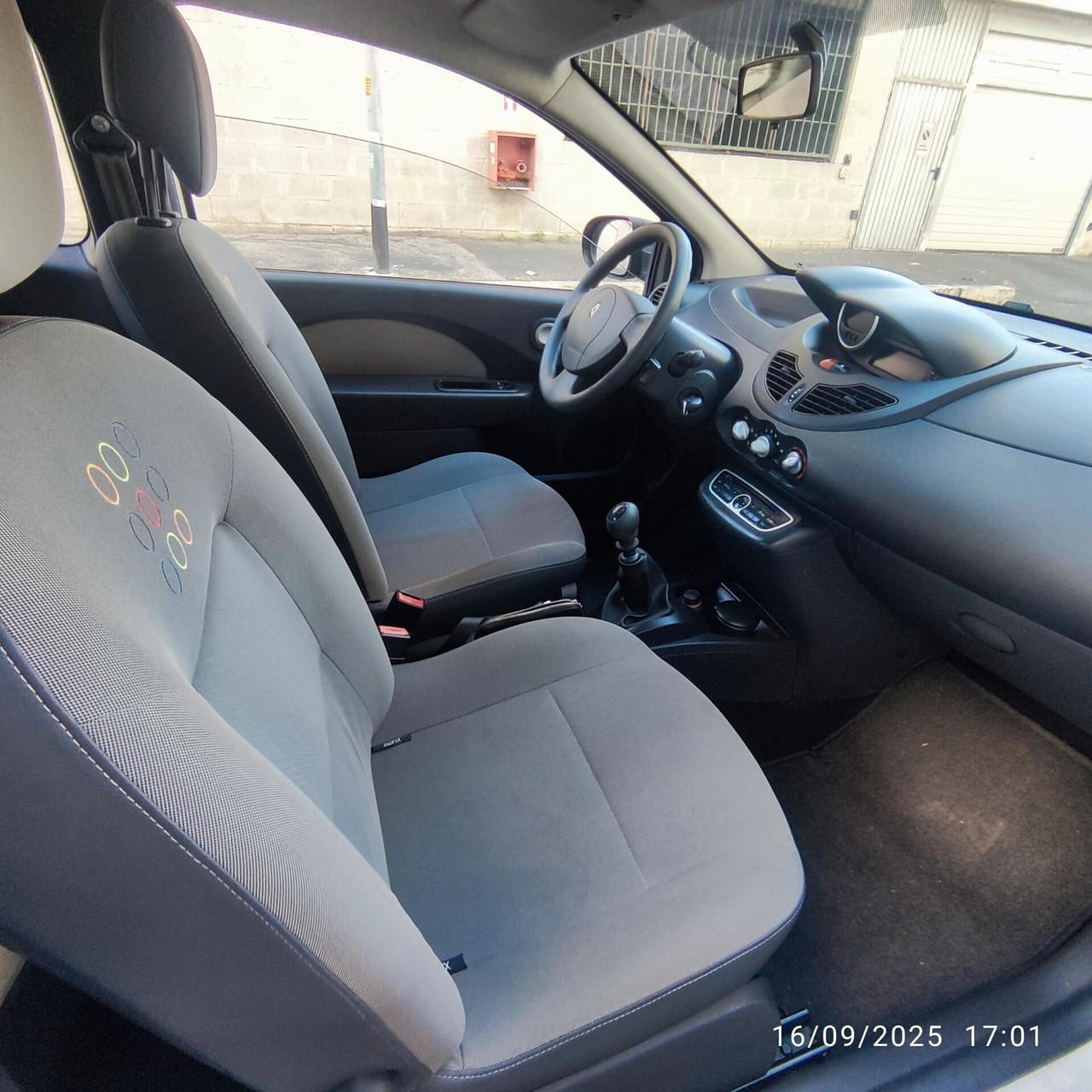 Renault Twingo 1.2 16V LEV Live euro 5