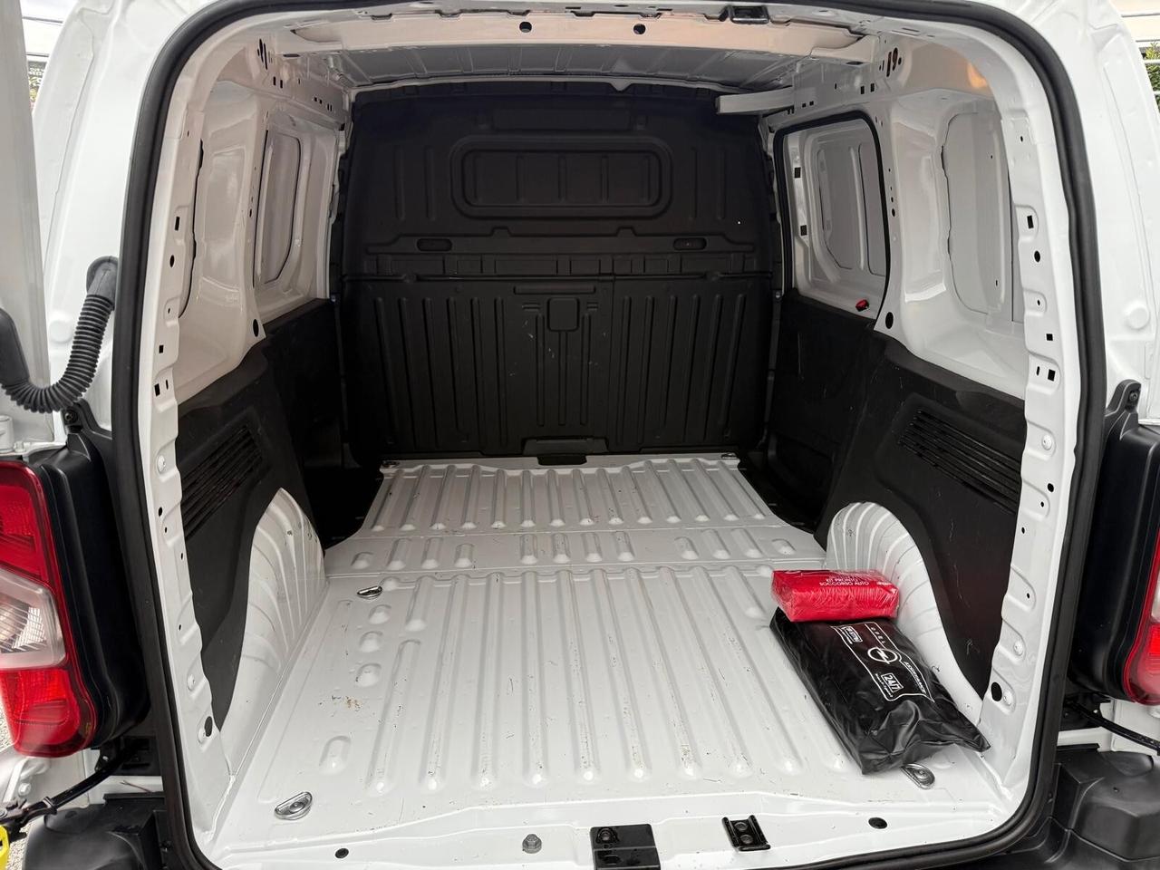 Opel Combo Cargo 1.5 Diesel 100CV S&S PC 650kg Edition
