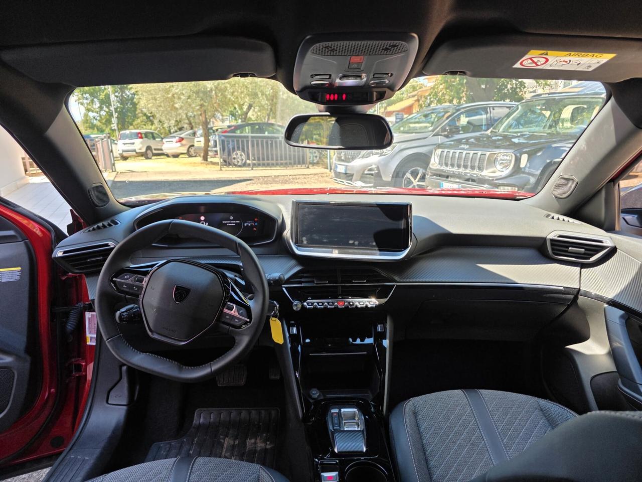 Peugeot 2008 PureTech 130 S&S EAT8 Allure