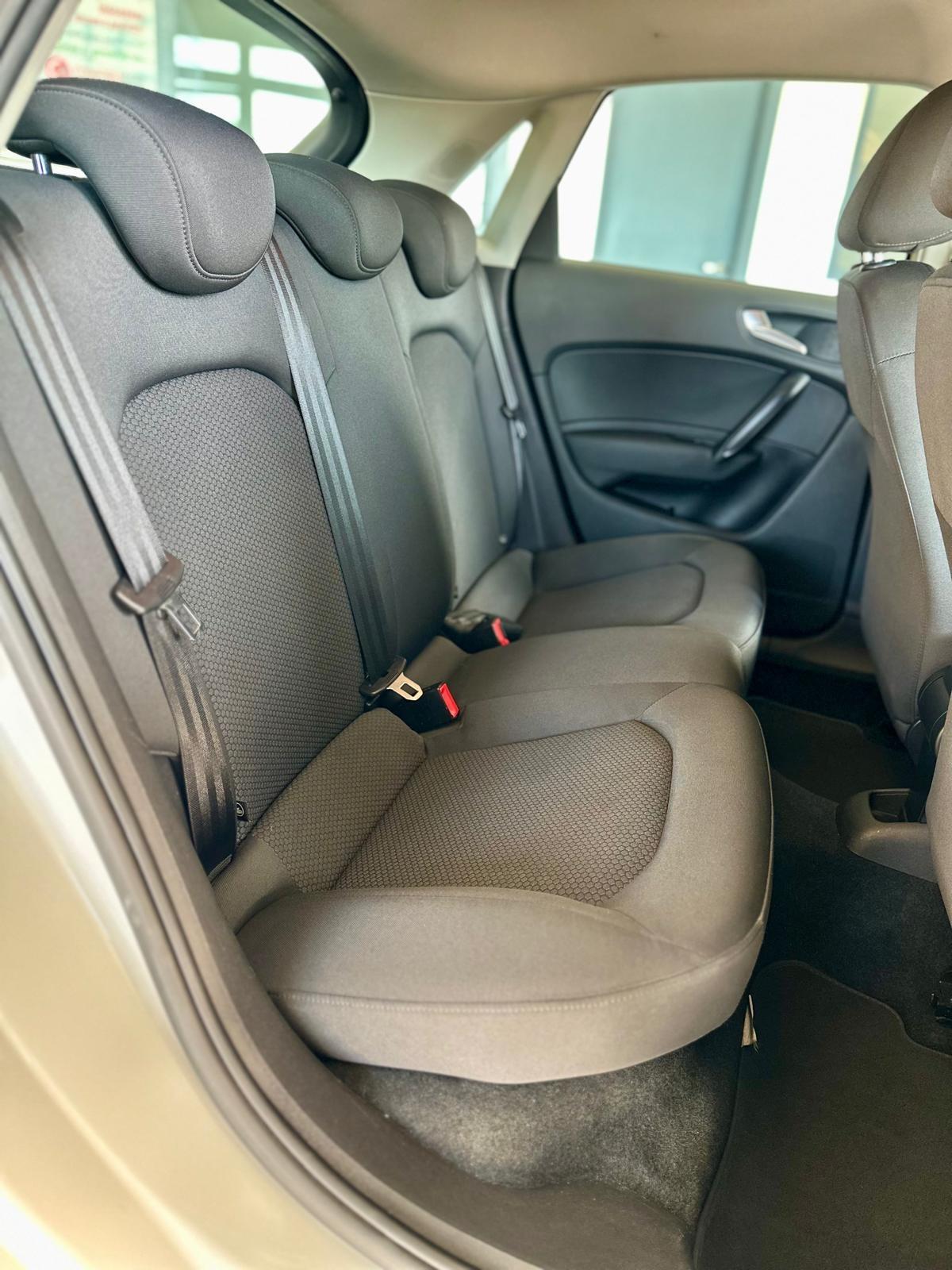 Audi A1 1.6 TDI S tronic line edition