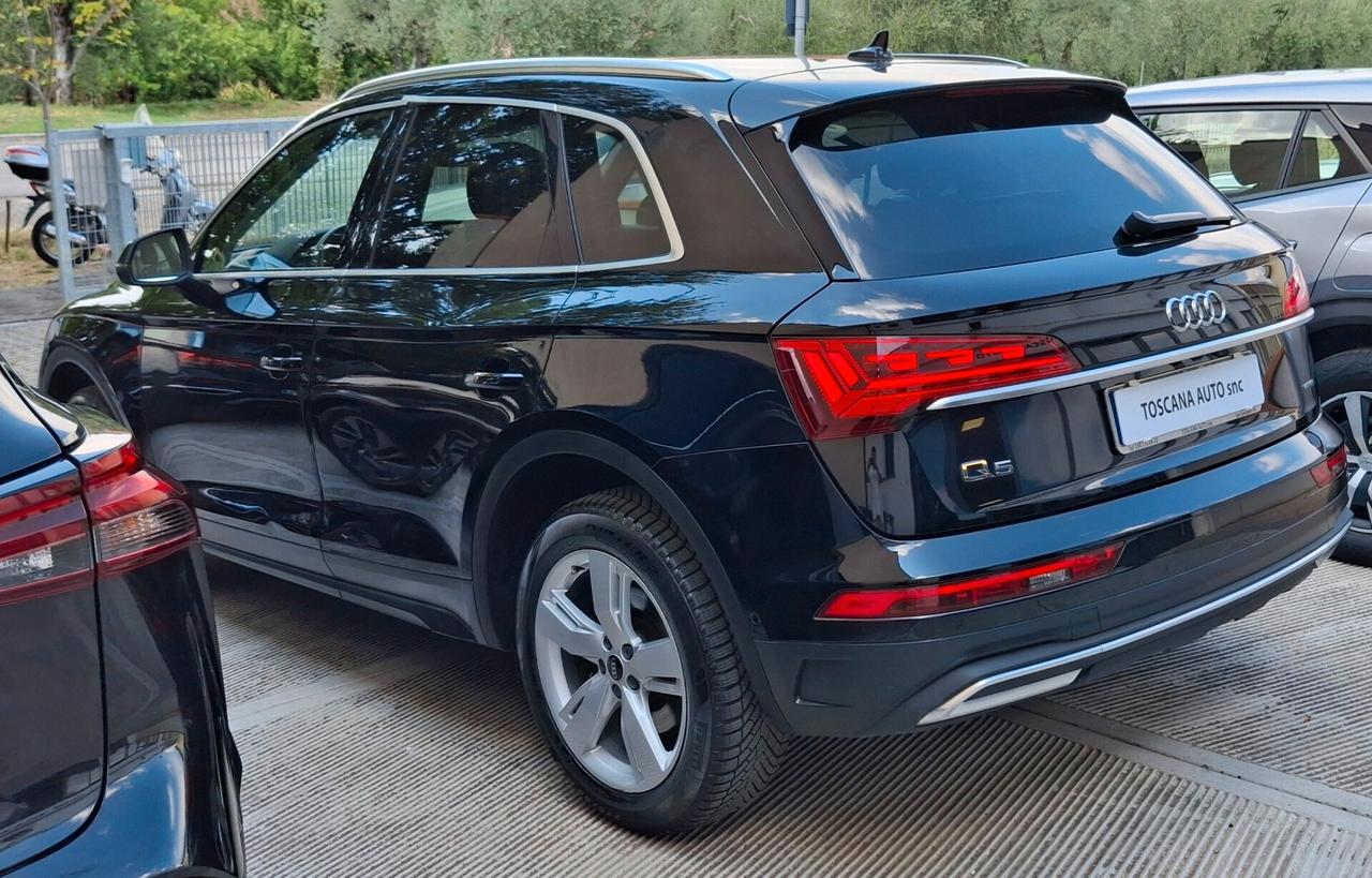 Audi Q5 40 TDI 4x4 con ammortizzatori regolabili
