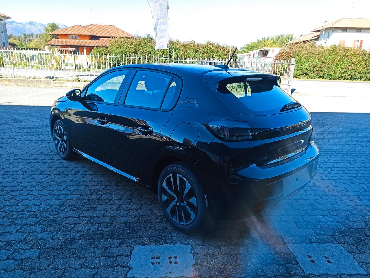 Peugeot 208 PureTech 100 Stop&Start 5 porte Style