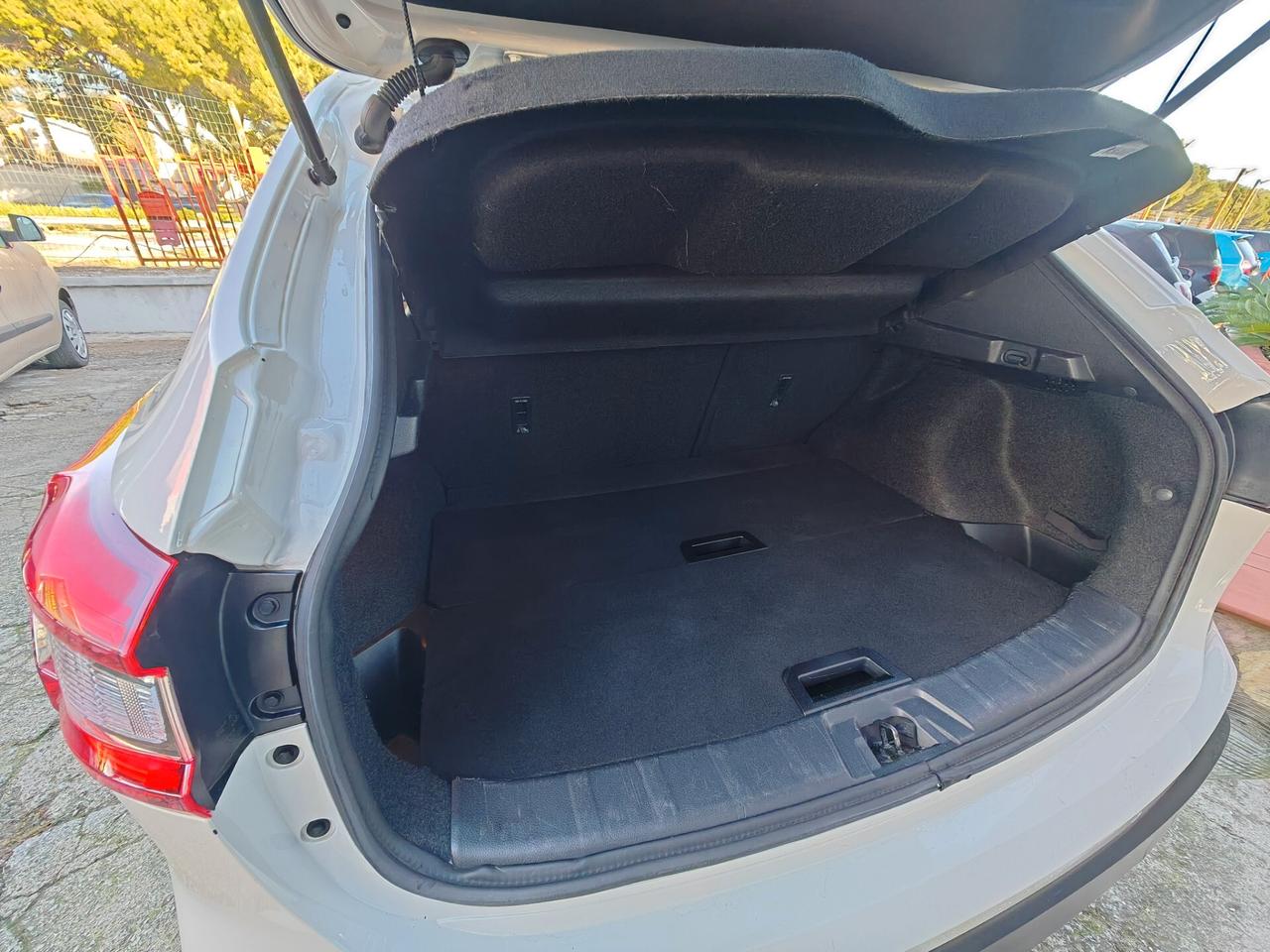 Nissan Qashqai 1.6 diesel 03/2018 CV130 AUTOMATICA