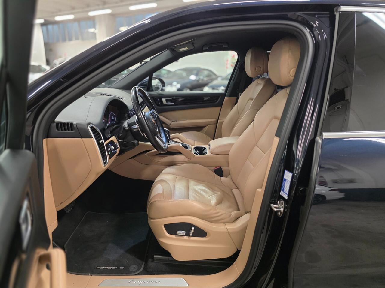 Porsche Cayenne 3.0 V6