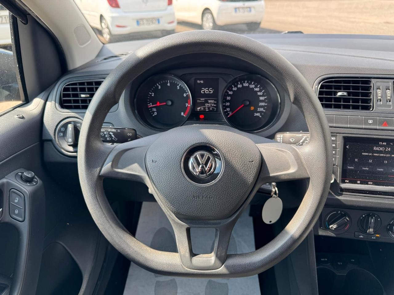 Volkswagen Polo 1.0 MPI BENZ 60CV 5P TRENDLINE 2016