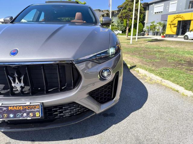 MASERATI Levante V6 Diesel 275 CV AWD Gransport