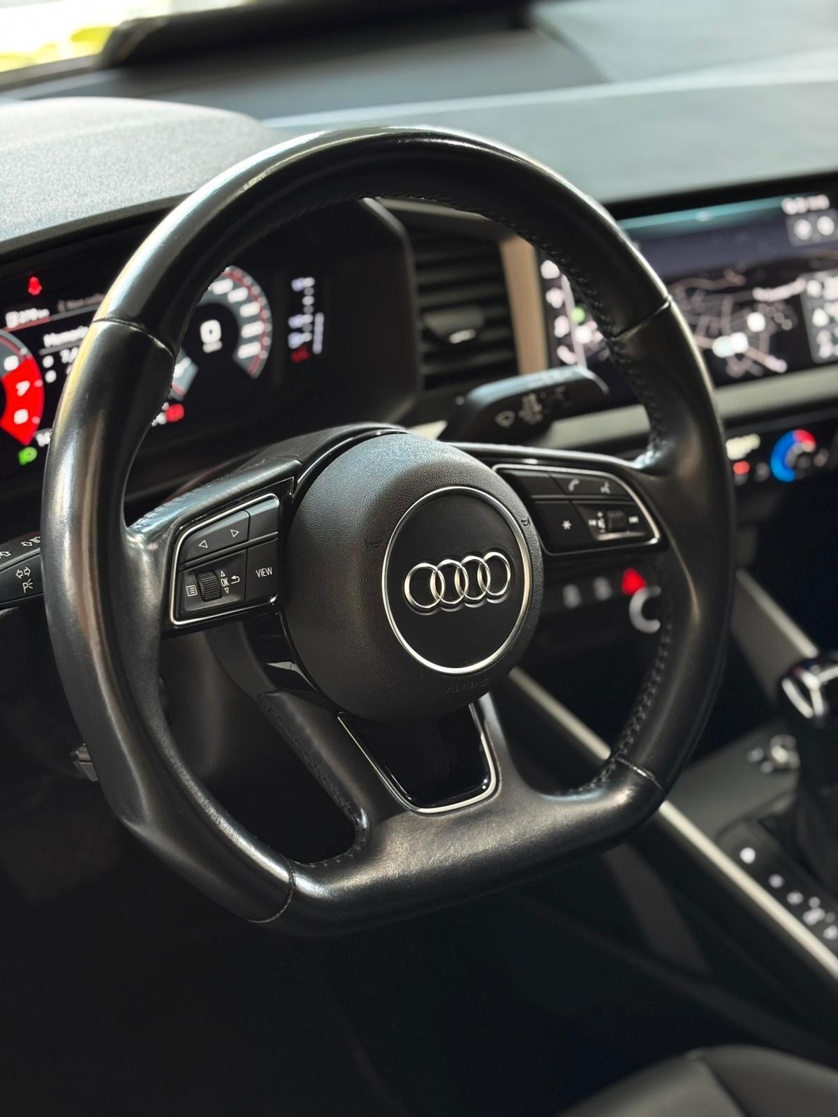 Audi A1 SPB 1.0 TFSI ultra S tronic