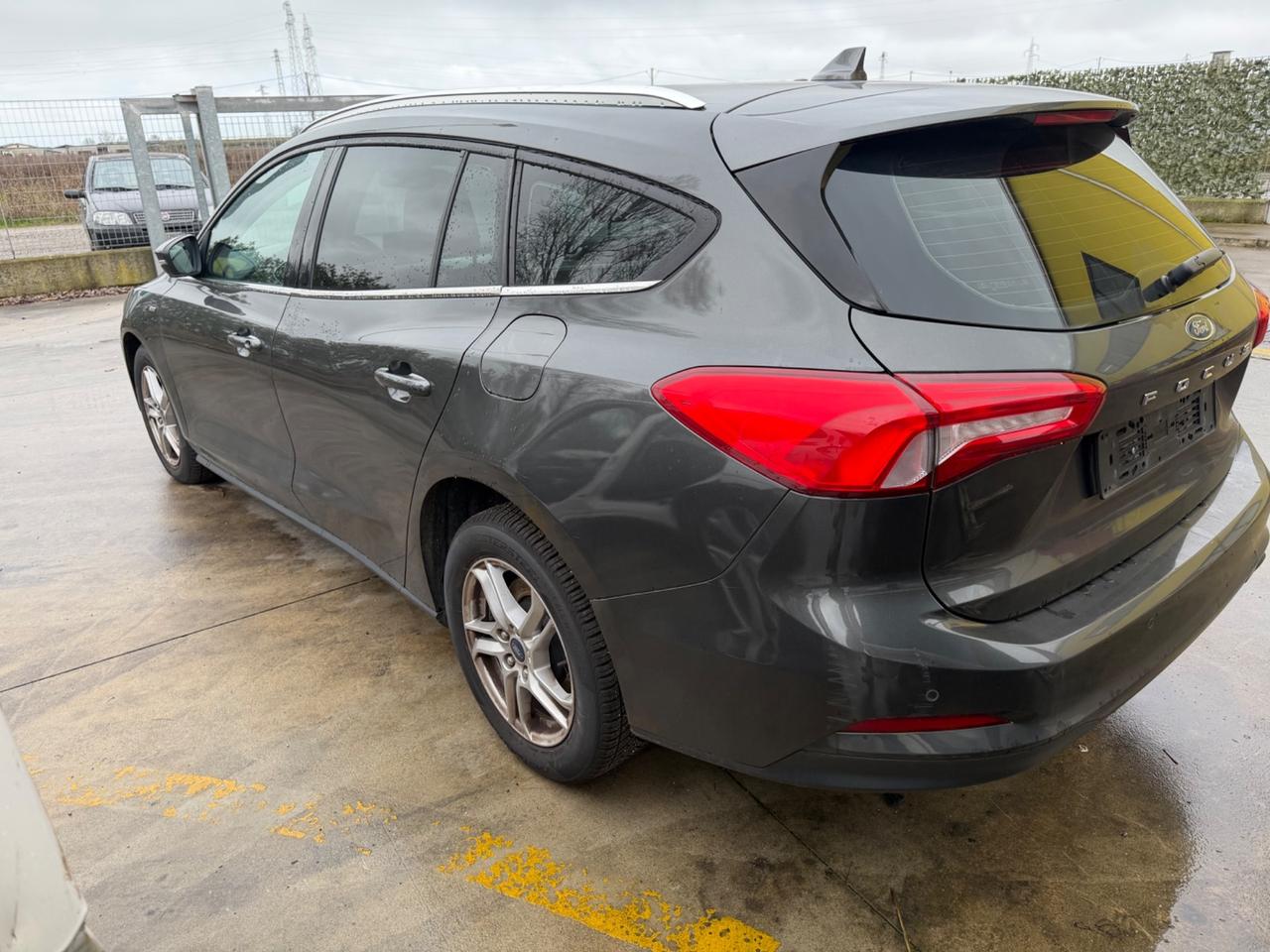 EXPORT FORD FOCUS AUTOMATICA