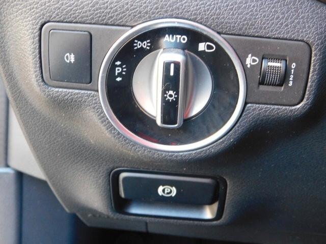 Mercedes-benz GLA 200 d Premium