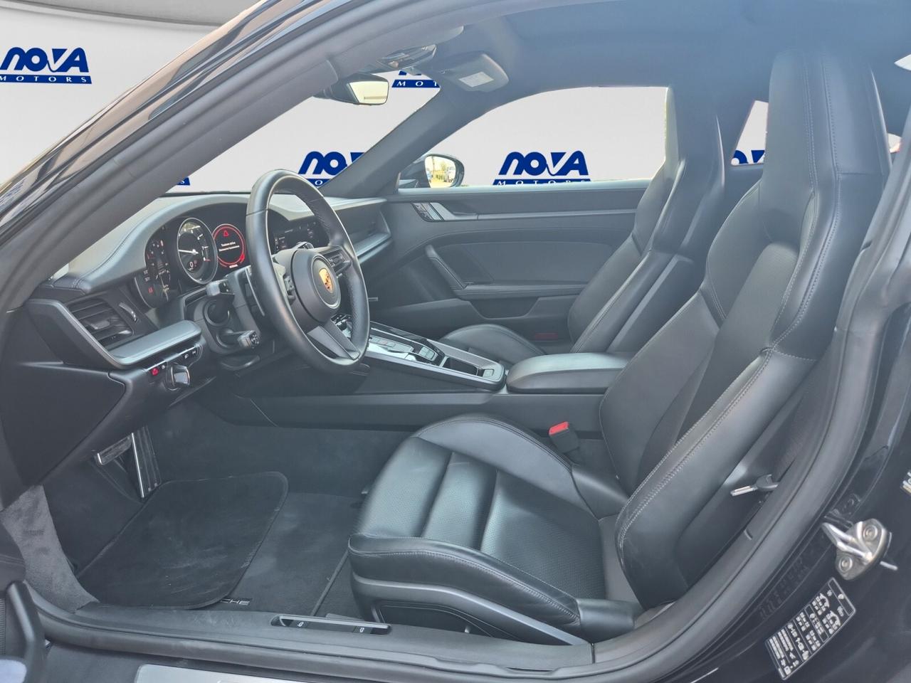 Porsche 911 Carrera