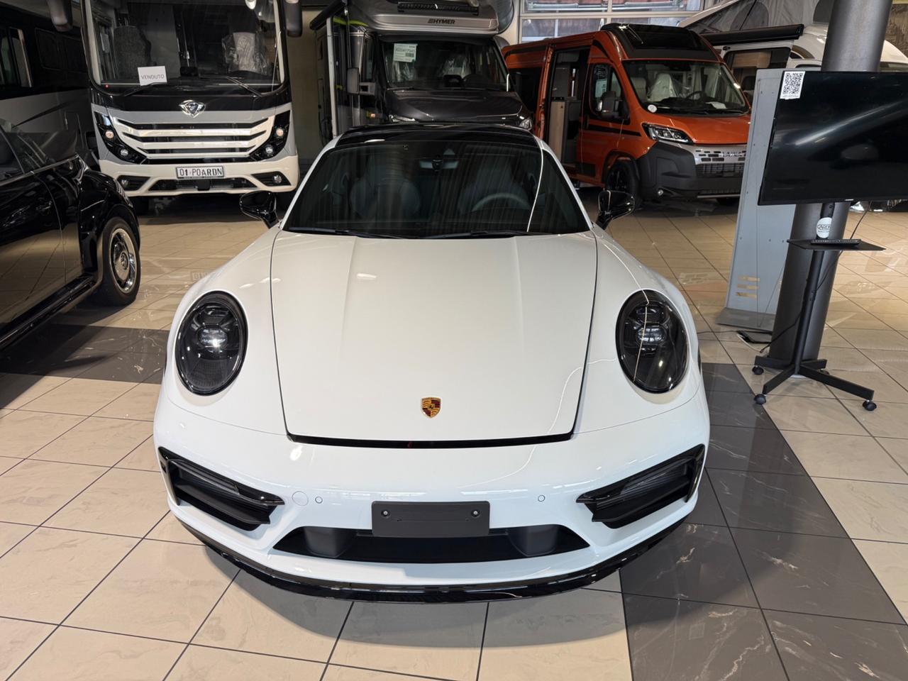 Porsche 992 Carrera GTS