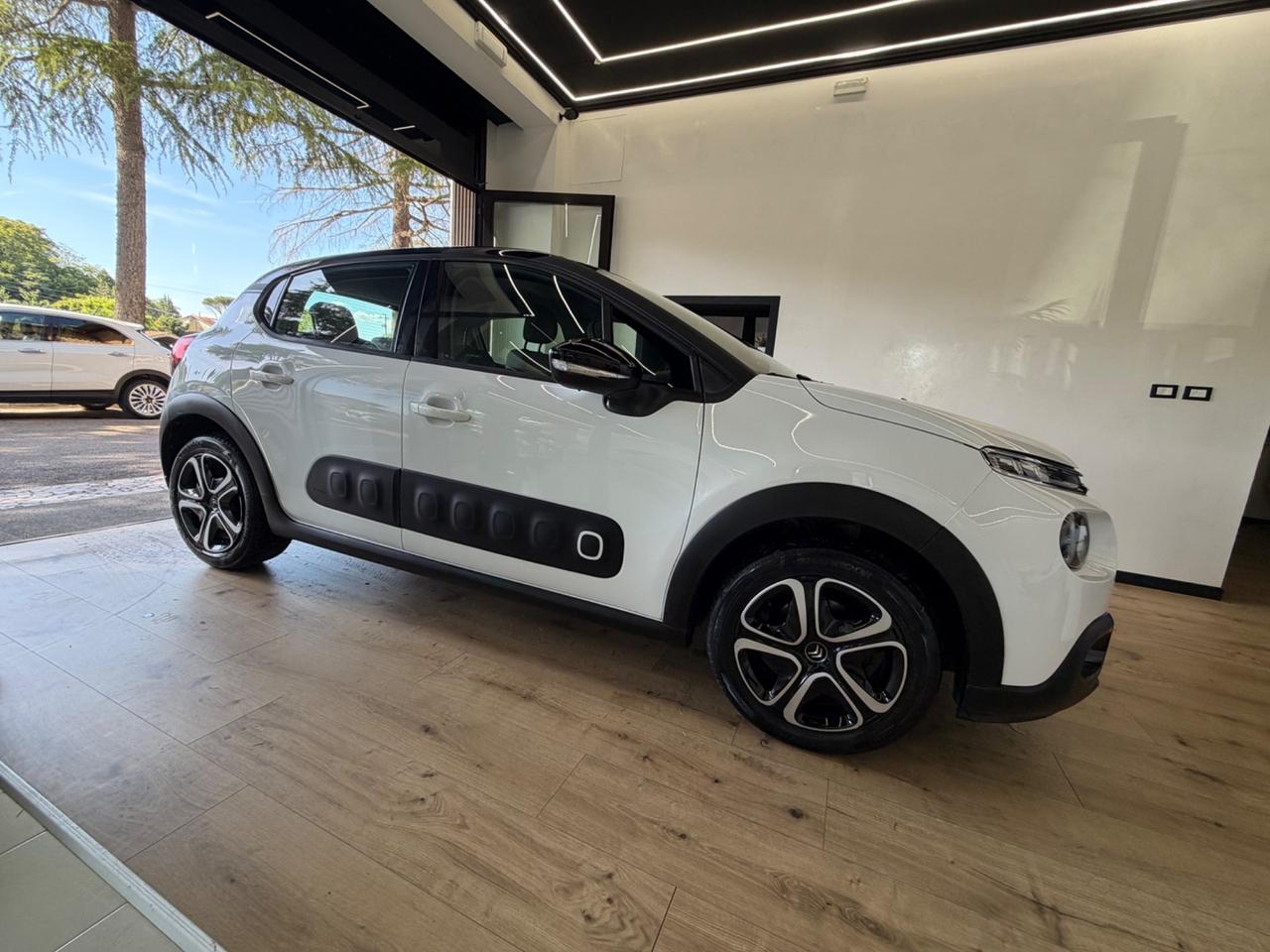 Citroen C3 PureTech 82 Shine